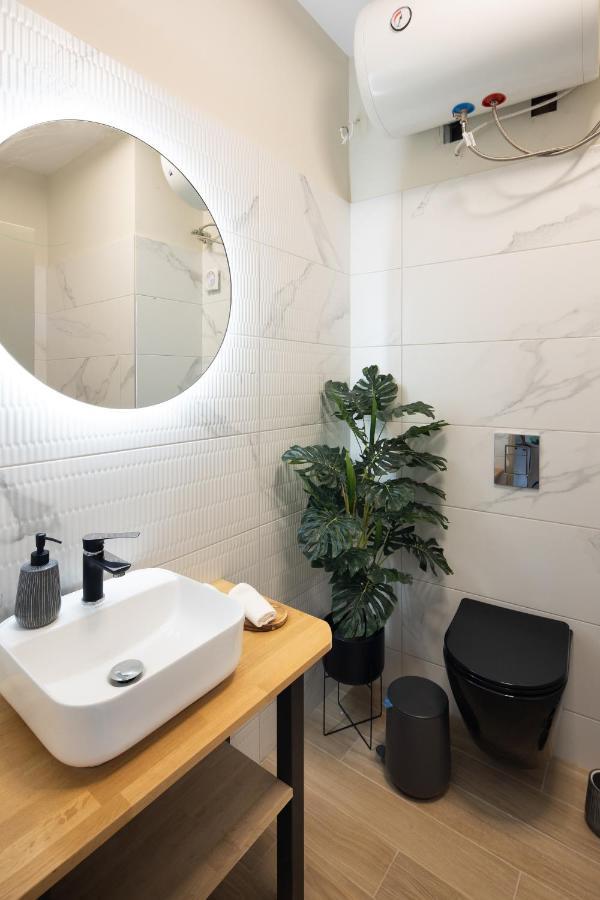 Designed Studio - Walking Distance From Acropolis أثينا المظهر الخارجي الصورة